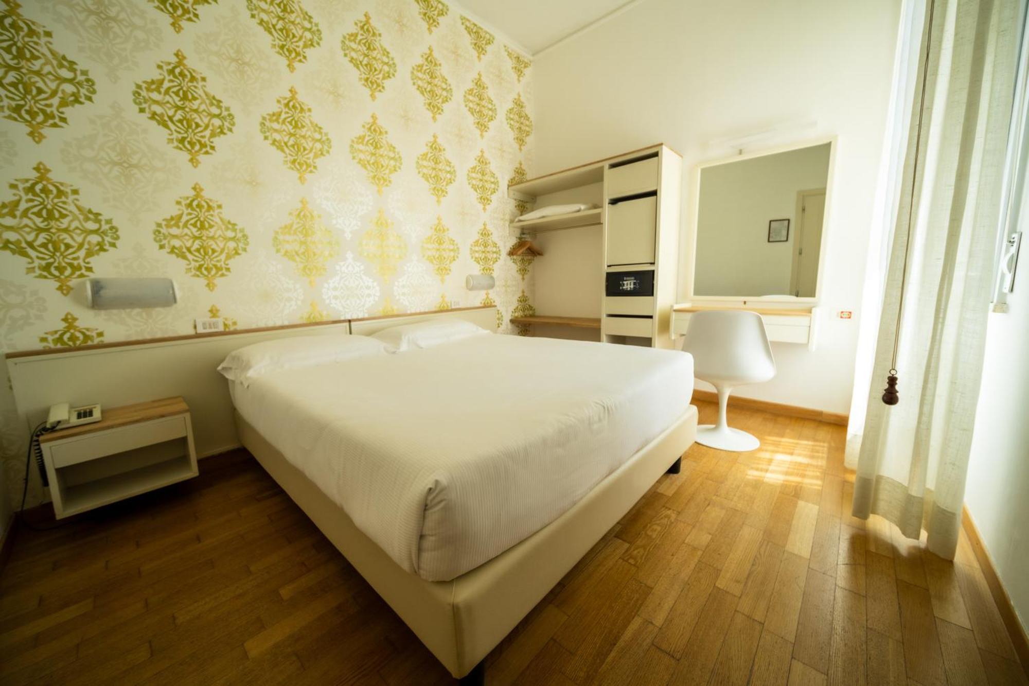 Hotel Rosabianca Rimini Extérieur photo
