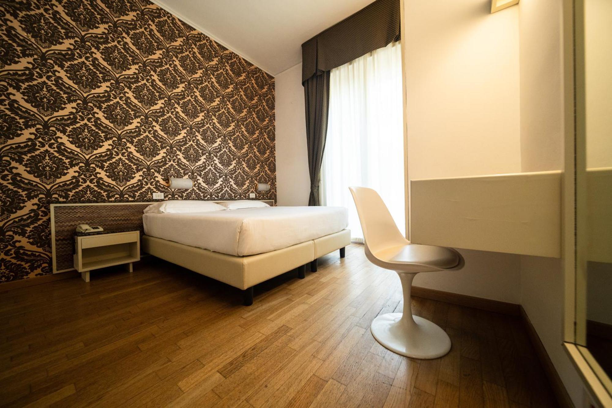 Hotel Rosabianca Rimini Extérieur photo