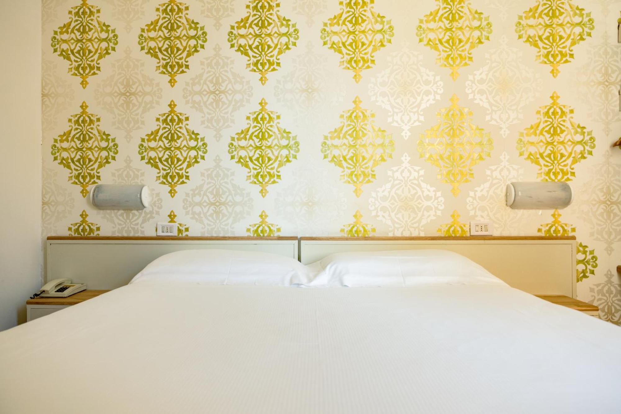 Hotel Rosabianca Rimini Extérieur photo