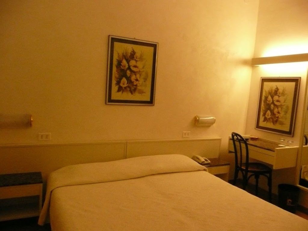 Hotel Rosabianca Rimini Extérieur photo